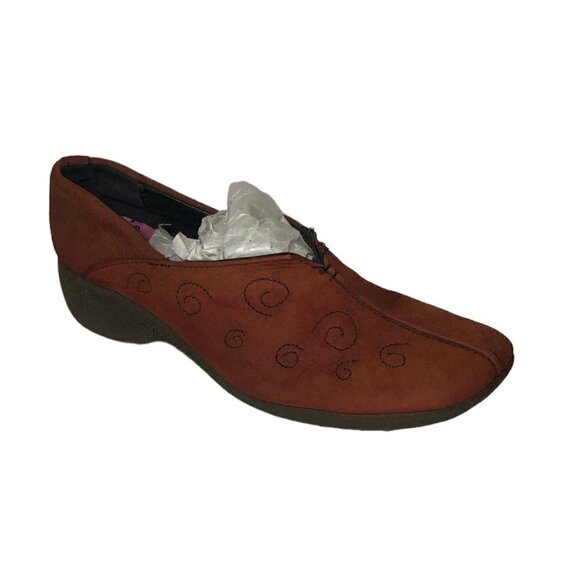 PRIVO Loafers Women's Size 6 Red Black Slip On Slip On Faux Suede - Picture 9 of 9